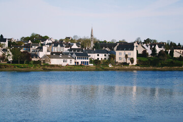 Fototapeta na wymiar river and village in Brittany, France.