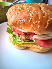 hamburguesa casera o hecha en casa