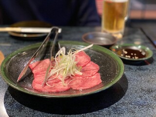 お肉