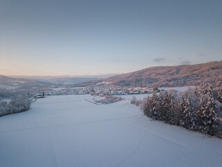 B&uuml;nztal, M&ouml;riken