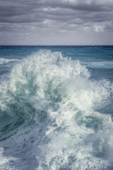 The sea recalls an ancestral memory of our being. Admiring its beauty and power is always something fascinating.