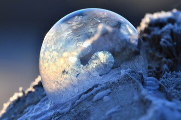 Seifenblasen gefroren