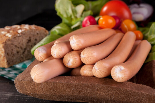 jedzenie, pomidor, swiezy, zdrowa, kiełbasa, papryczka, zieleń, sałata, czerwień, obiad, dieta, naturalny, pomidor, posiłek, gotowanie, bochenki, par&oacute;wki