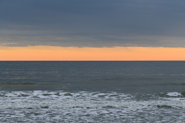 Fototapeta premium perfect evening at the beach