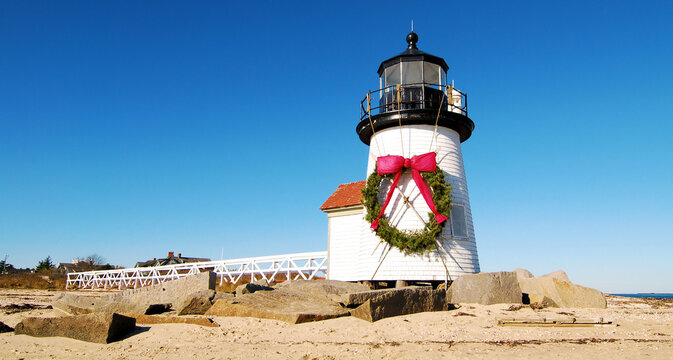 Brandt Point Lighthouse at Christmas