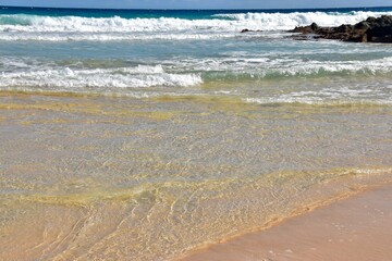 Eau transparente sur la plage del Morro, Fuerteventura, Îles Canaries