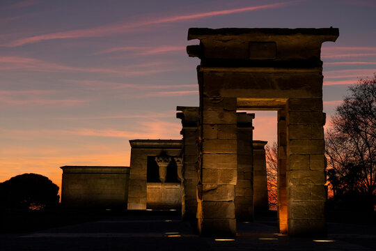 Nice sunset after the Debod Temple in Madrid