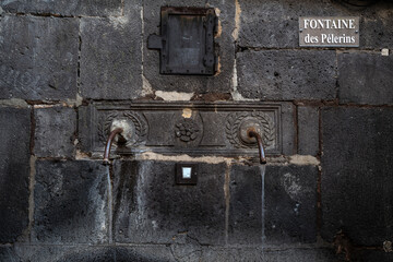 Fontaine des pélerins rue du Port Clermont-Ferrand