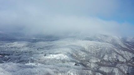 冬・雪山・ドローン・空撮