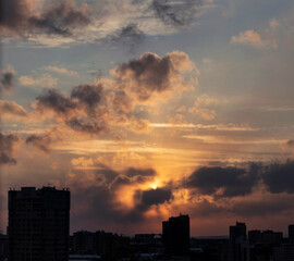 Fototapeta premium Sunset over city