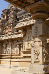 Obraz premium Ancient city architecture. Hampi Archeological Ruins. India, Karnataka, Hampi city. Date: 10th February 2020