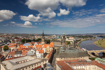 Fototapeta na wymiar Cityscape of Dresden on a beautiful day