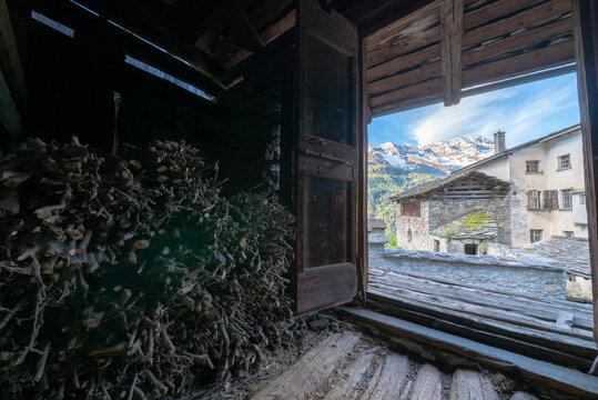 Hut for wood storage, Soglio, Val Bregaglia, Switzerland