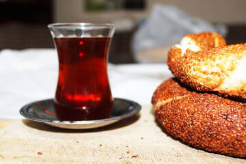 tea and turkish bagel