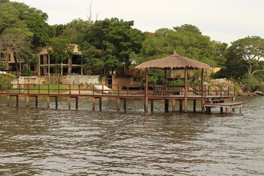 Muelle en la Ciudad de San Bernardino Paraguay