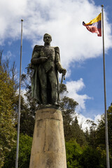 Fototapeta premium Monument to General Francisco de Paula Santander. The famous historic Bridge of Boyaca in Colombia. The Colombian independence Battle of Boyaca took place here on August 7, 1819.