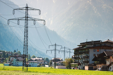 Stromnetz in den Bergen in Österreich