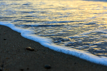 海　砂浜　夕日　冬の日本海