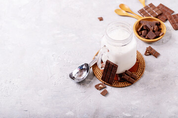 Vanilla milkshake with chocolate