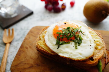 クロックマダム