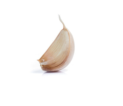 garlic isolated on white background
