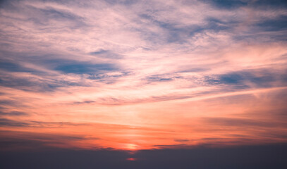 Fototapeta na wymiar beautiful and colorful sunset