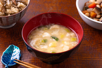 味噌汁（葱のみそ汁）