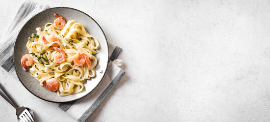 Shrimp fetticcine pasta