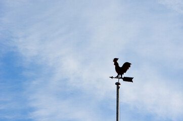Girouette poule en métal, indication de la direction du vent