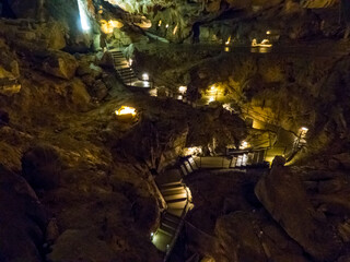 Interior de las cuevas de Betharram, en los Pirineos Franceses