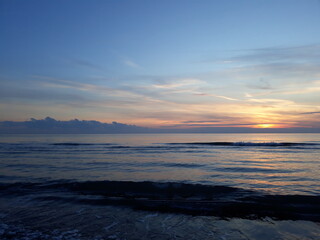 Fototapeta na wymiar Mare al tramonto #2