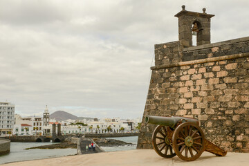 Fototapeta na wymiar The castle of Arrecife on Lanzarote in the Canary Islands, Spain