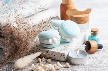 Spa composition with bath bombs