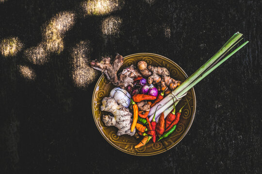 Indonesian spices: ginger, galangal, lemongrass, garlic, shallots, chilli