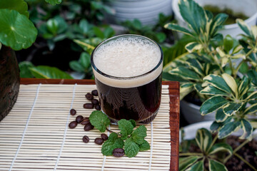 The root beer coffee taste will offer a deep black licorice flavor that does have a mild sweetness in the cup of Joe. This specific type of coffee does have a nice acidity