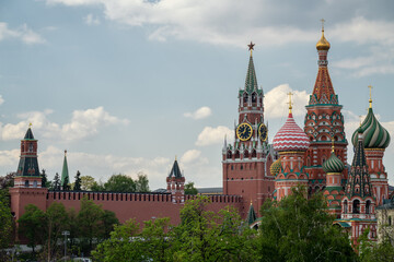 Fototapeta premium Ancient towers of the Kremlin