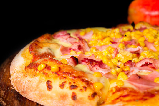 Pizza de ma&iacute;z con queso mozzarella