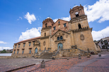 Fototapeta na wymiar Basilique de Notre-Dame de Monguí, Boyacá, Colombie