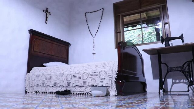 Cama antigua