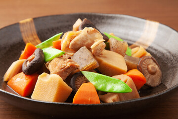 鶏肉と根菜の含め煮