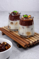 Puding Coklat Vanila. Chocolate and vanilla puddings are a desserts with chocolate  and vanilla...