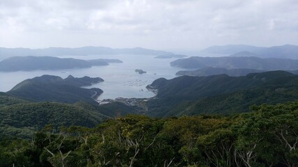 海と島の風景