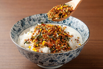 カツオふりかけとご飯