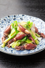 ホタルイカとうるいの辛子酢味噌和え