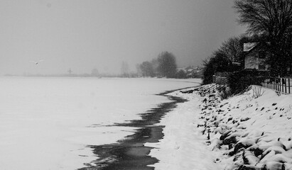 Fototapeta premium snow covered road