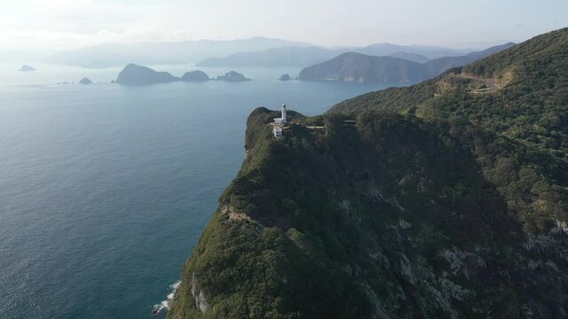 大分県 佐伯市 九州最東端 鶴御埼灯台 旧海軍望楼跡 自然 灯台 山 海 綺麗 海 ドローン 2020年 12月
drone oita saiki kyushu nature ocean sea beautiful