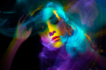 lightpainting portrait, new art direction, long exposure photo without photoshop, light drawing at long exposure. abstract portrait 	
