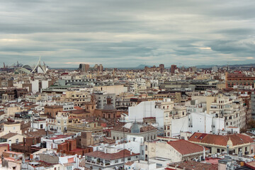 Fototapeta na wymiar View of the city of Valencia from above