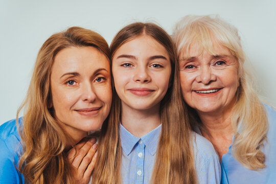 3 generations women portrait at home