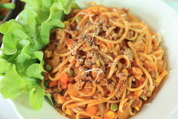 spaghetti with tomato sauce recipe.
